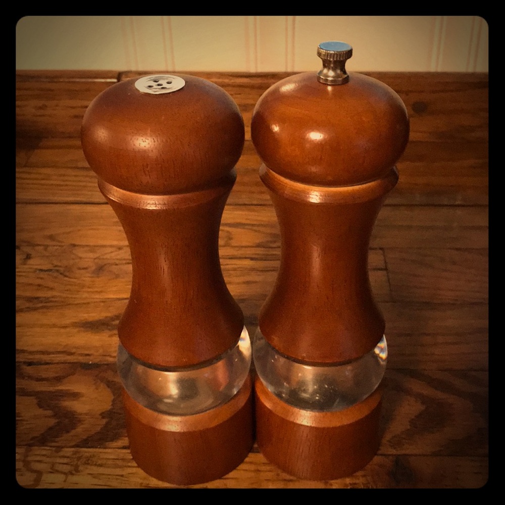 Olde Thompson Wood Salt Shaker And Pepper Mill